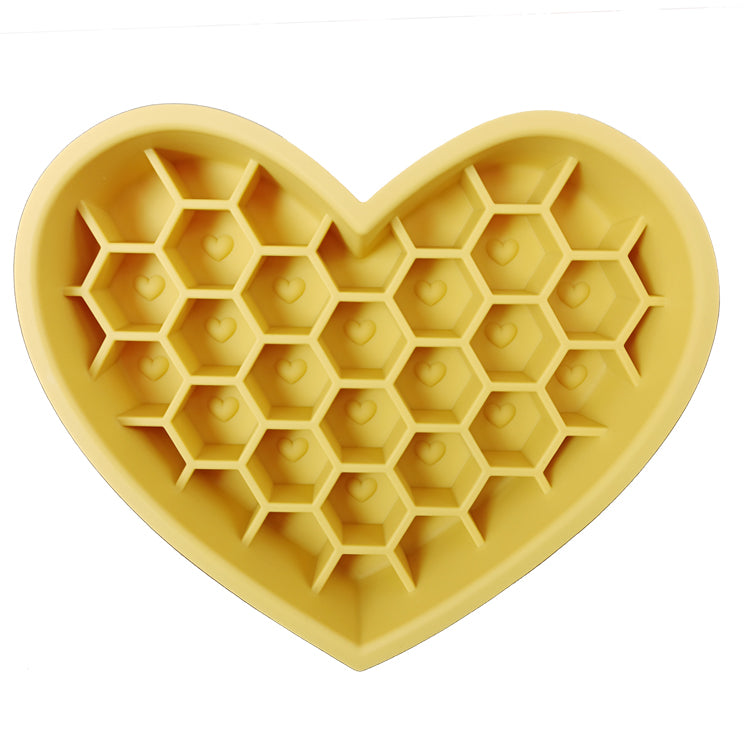 Heart Pattern Slow Feeder Bowl – Anti-Bloat Silicone