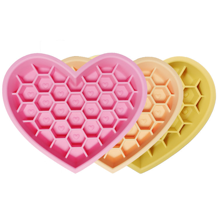 Heart Pattern Slow Feeder Bowl – Anti-Bloat Silicone - High quality pet product