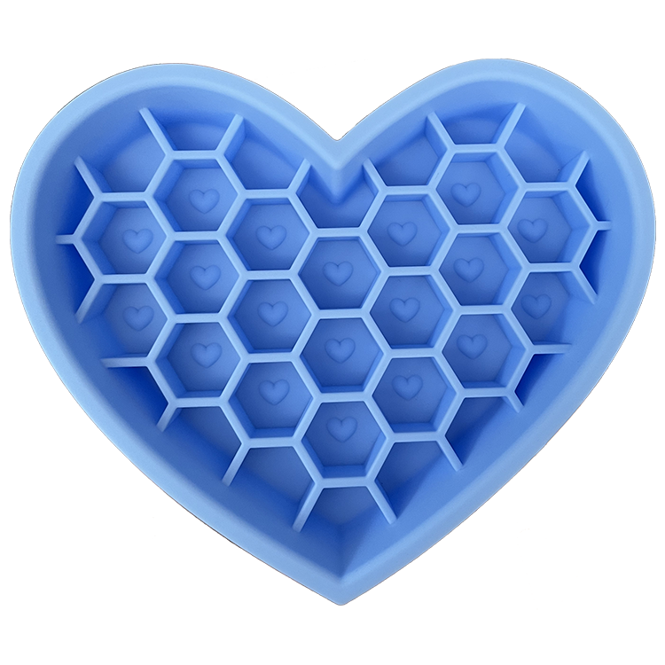 Heart Pattern Slow Feeder Bowl – Anti-Bloat Silicone